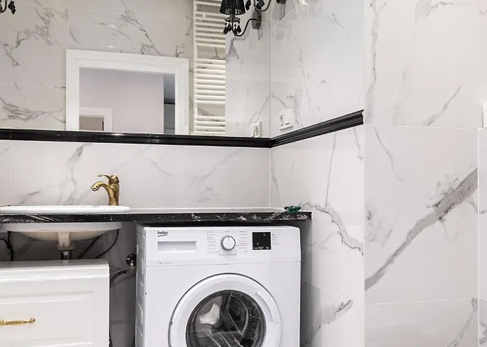 Rentplanet - Rodziewiczowny * وارسو